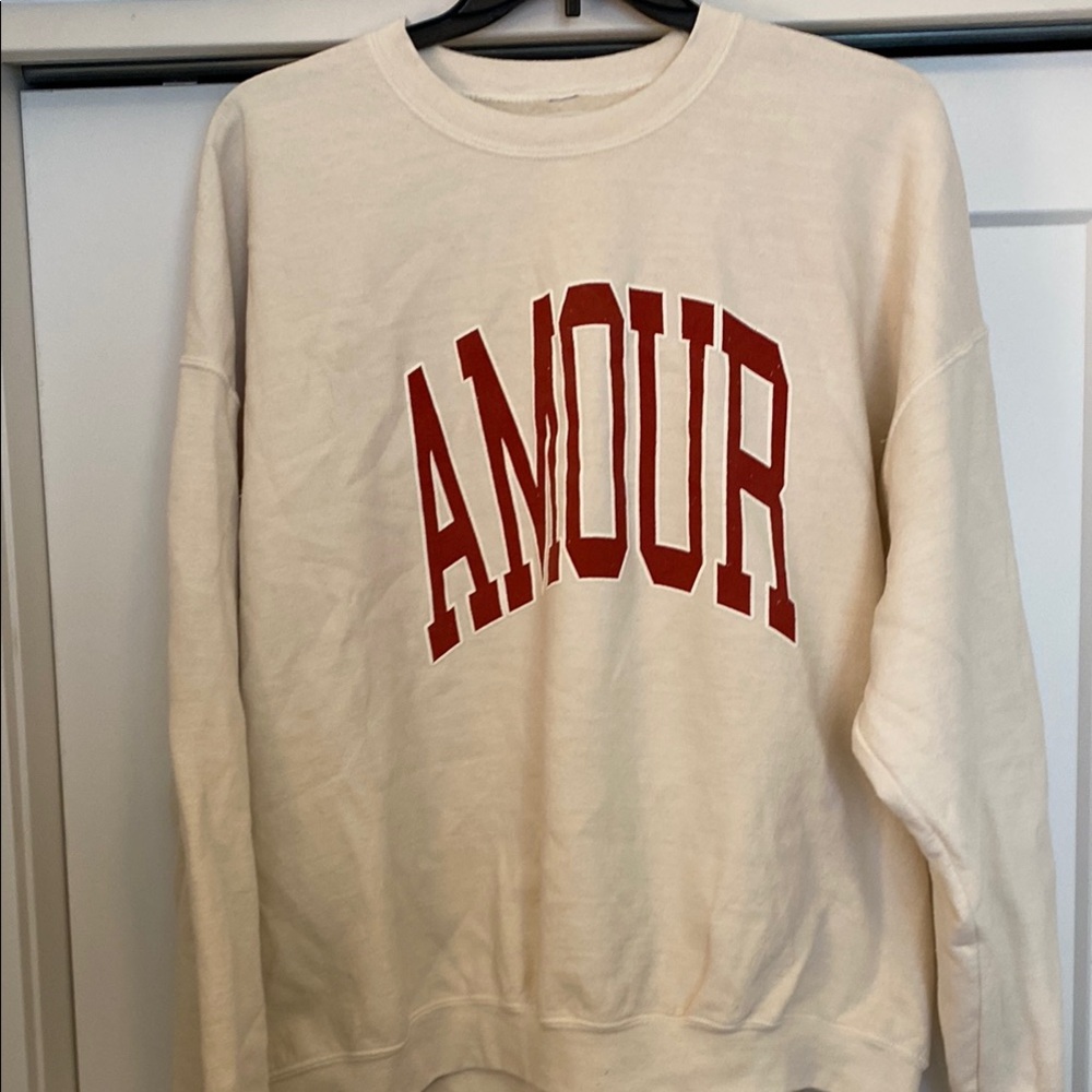 Cream Sweatshirt with Red 'AMOUR' Print